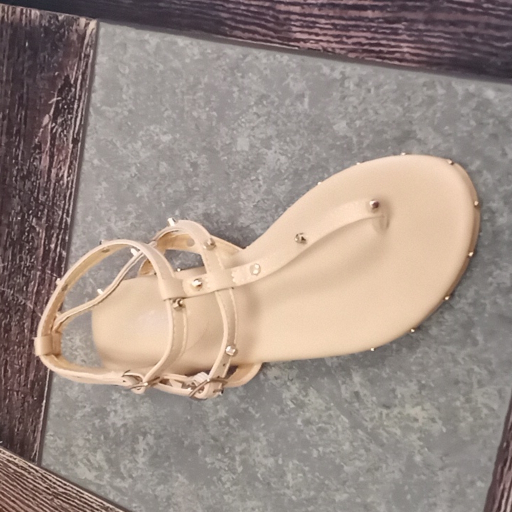 Beice lady sandals size 7/2 - Picture 2 of 6